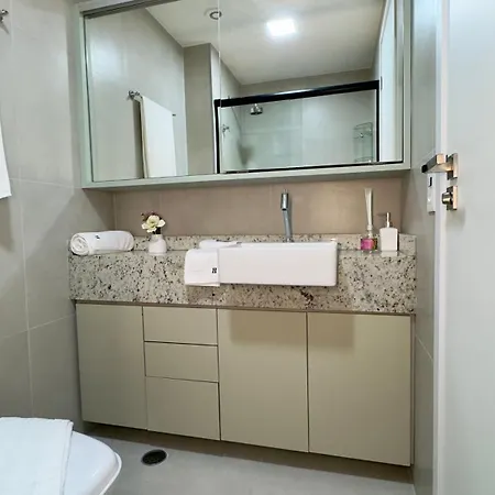Novo De Alto Padrão Na Beira Mar Aparthotel Fortaleza (Ceara)