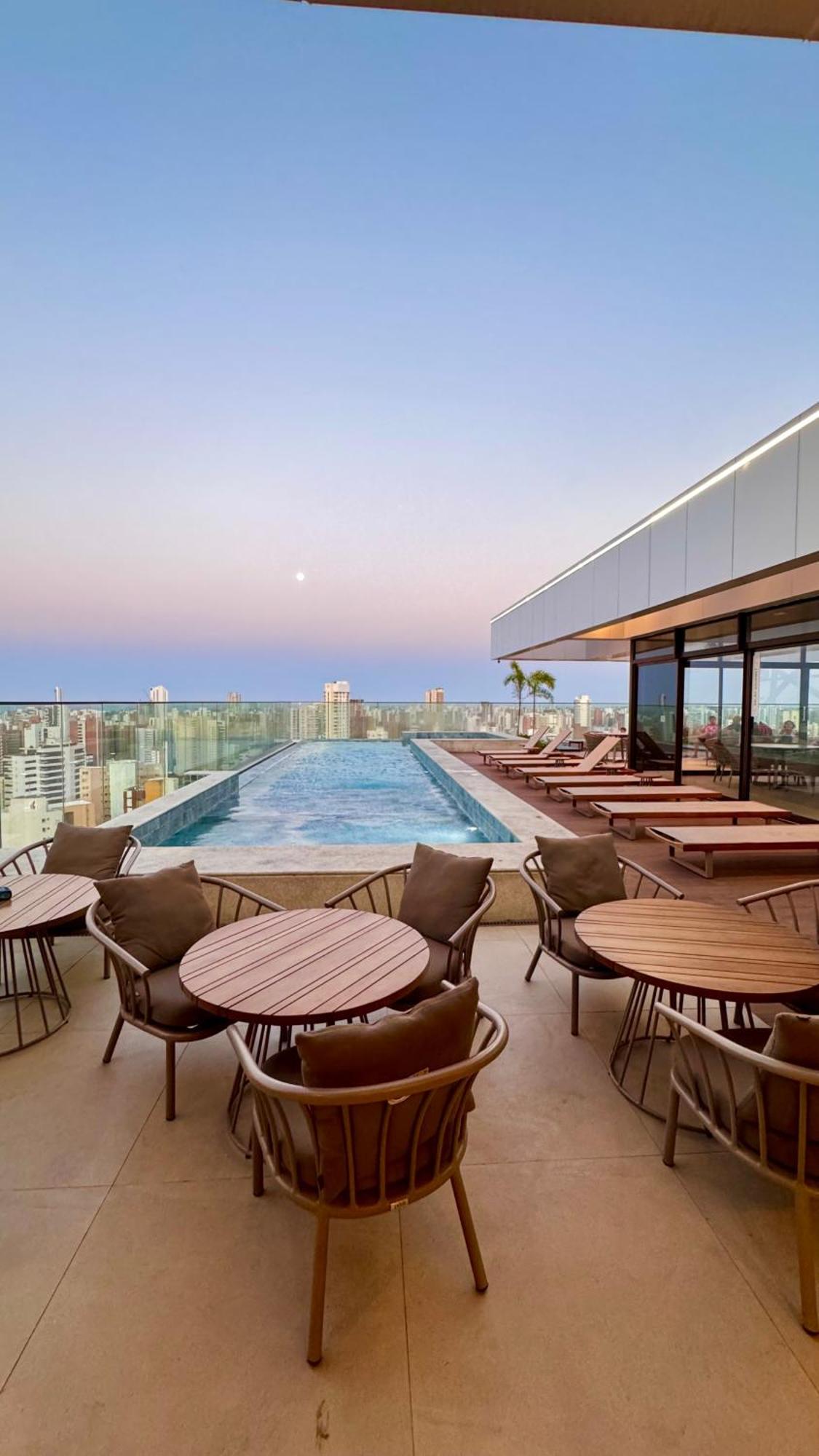 Novo De Alto Padrão Na Beira Mar Aparthotel 3*