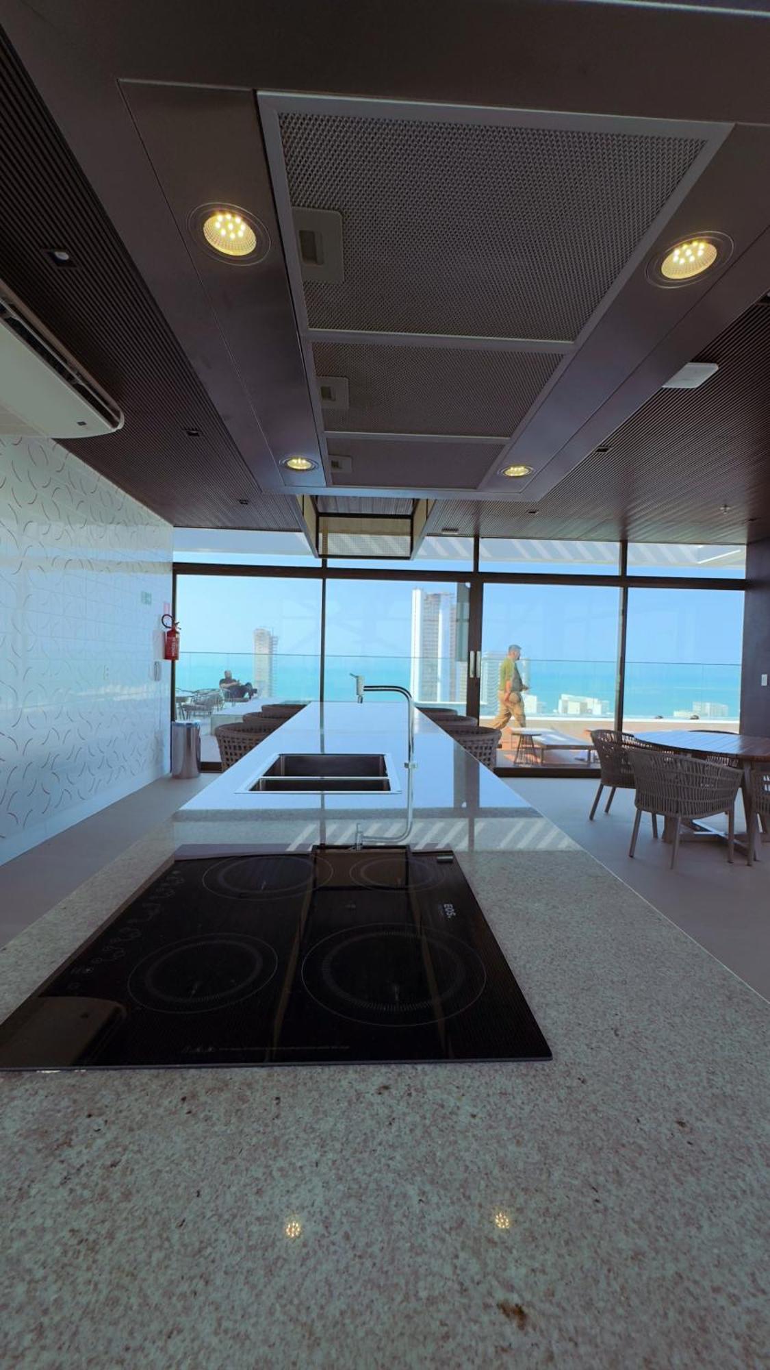 Aparthotel Novo De Alto Padrão Na Beira Mar 3*